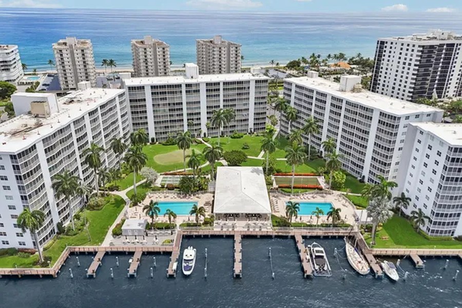 Highland Beach oceanfront luxury condo building