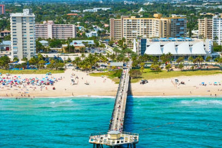 Pompano Beach waterfront homes